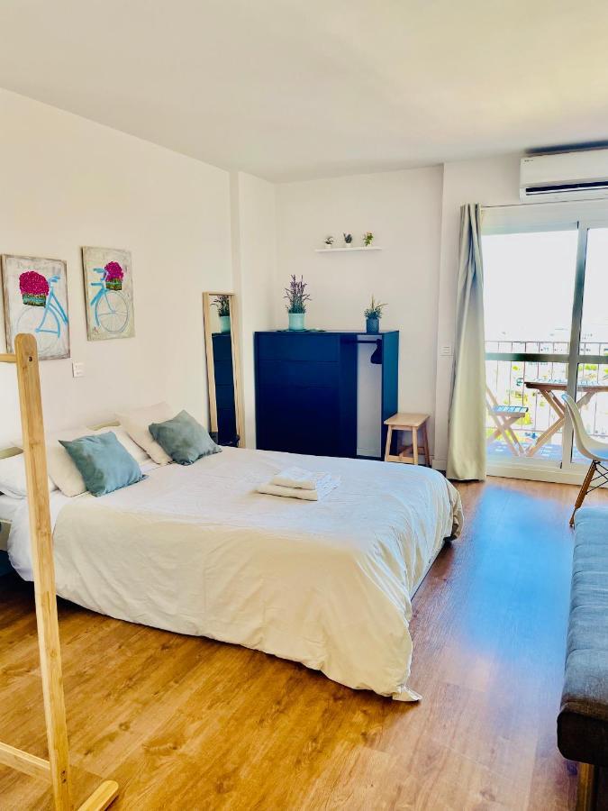 Luxury Suites Minerva Beach ベナルマデナ エクステリア 写真