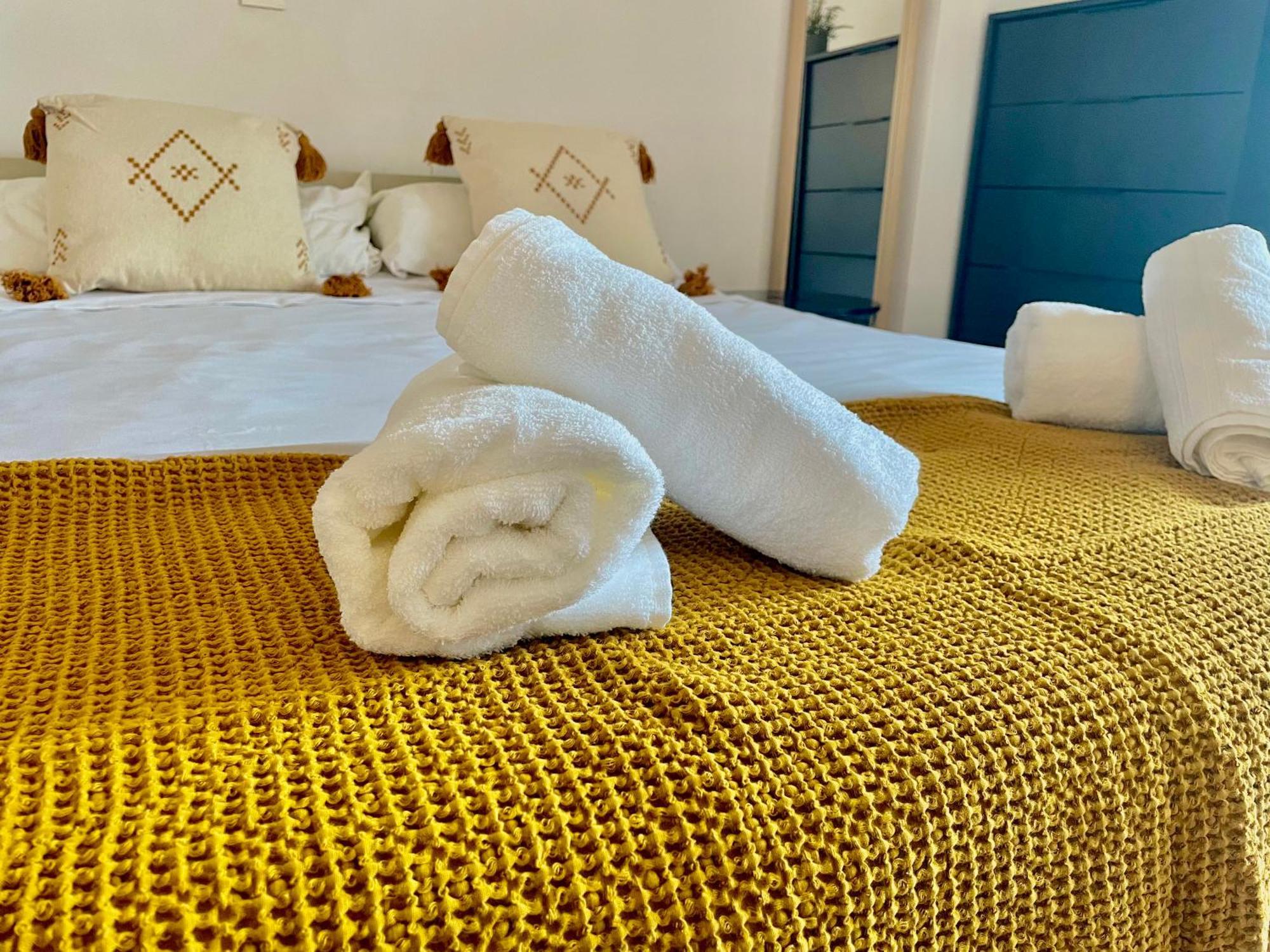 Luxury Suites Minerva Beach ベナルマデナ エクステリア 写真